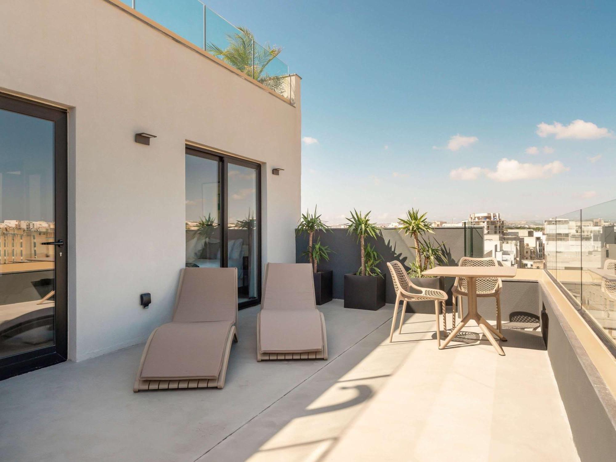 Aparthotel Adagio Malta Central Мсида Экстерьер фото